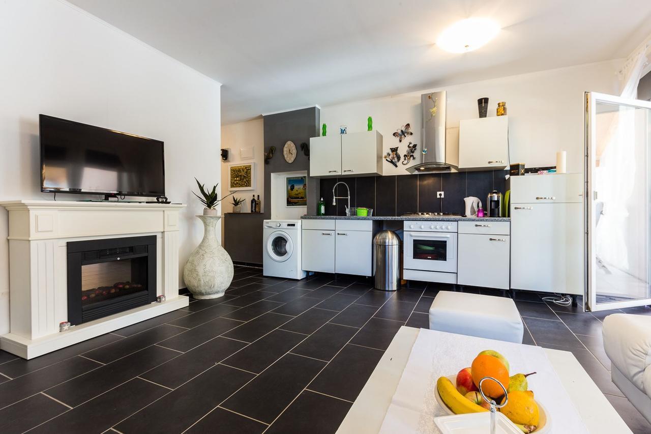 Sukošan Holliday Home Maxdom מראה חיצוני תמונה